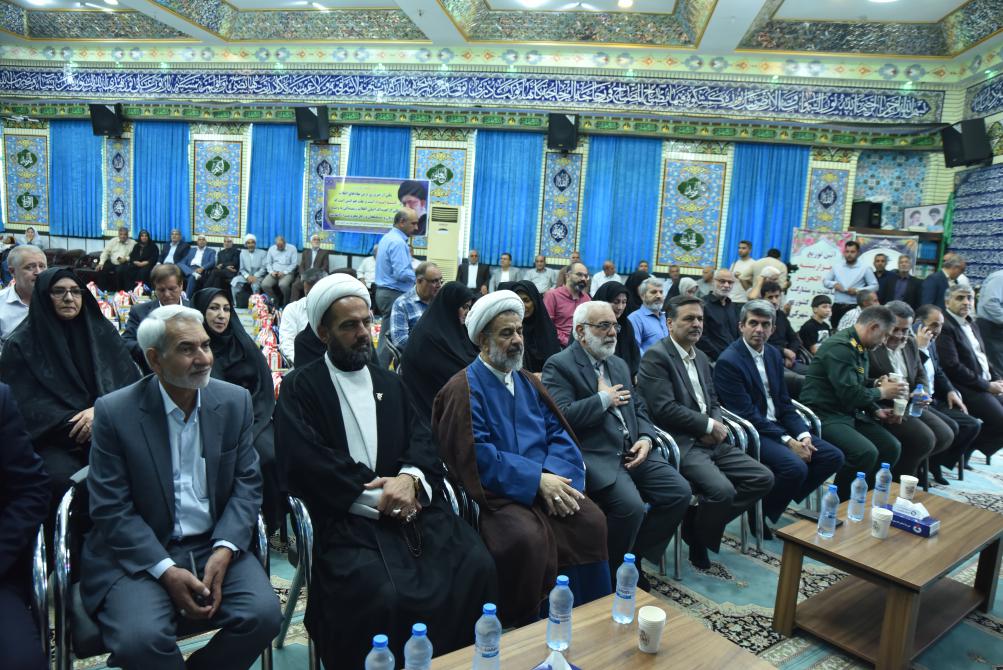 اولین مرحله توزیع مایحتاج تحصیلی در قالب  ۱۰ هزار بسته در گنبد به روایت تصویر1404/06/12