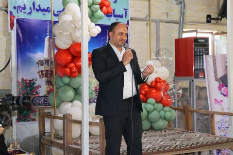 برگزاری جشن دهه کرامت برای دختران  تحت حمایت کمیته امداد اردستان. 1403/02/27