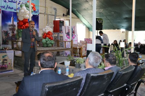 برگزاری جشن دهه کرامت برای دختران  تحت حمایت کمیته امداد اردستان. 1403/02/27