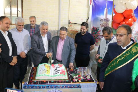 برگزاری جشن دهه کرامت برای دختران  تحت حمایت کمیته امداد اردستان. 1403/02/27