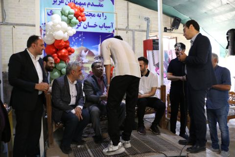 برگزاری جشن دهه کرامت برای دختران  تحت حمایت کمیته امداد اردستان. 1403/02/27