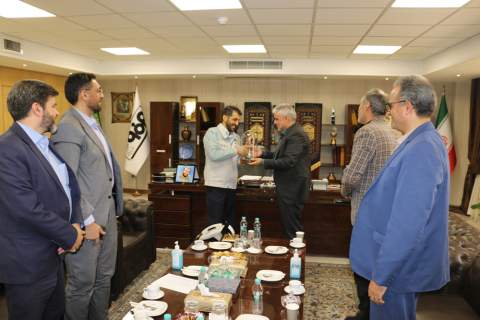 دیدار مدیرکل کمیته امداد استان اصفهان با مدیرعامل شرکت فولاد مبارکه 1403/05/14