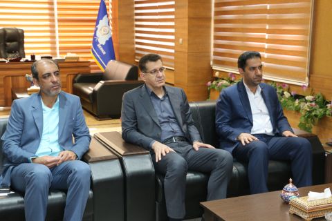 دیدار مدیرکل کمیته امداد استان اصفهان با مدیر شعب بانک سپه استان اصفهان 1403/06/18