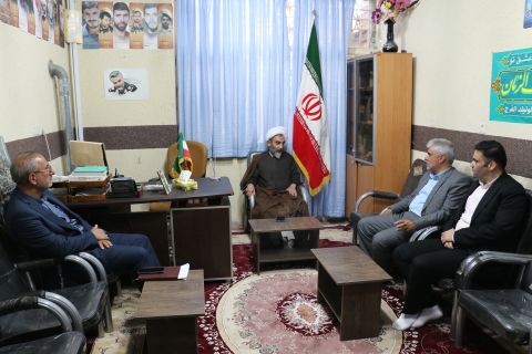 بازدید مدیرکل کمیته امداد استان اصفهان از روند فعالیت های این نهاد در شهرستان نطنز 1403/07/03