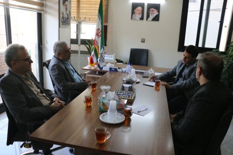 دیدار مدیرکل کمیته امداد استان اصفهان با نمایندگان مردم در مجلس شورای اسلامی 1403/07/05