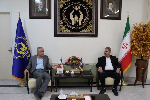 دیدار مدیرکل کمیته امداد استان اصفهان با نمایندگان مردم در مجلس شورای اسلامی 1403/07/05