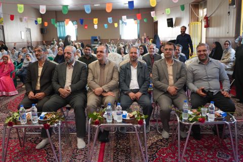 زنگ عاطفه ها در مدرسه شهید قضاوی اصفهان نواخته شد 1403/07/07