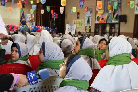 زنگ عاطفه ها در مدرسه شهید قضاوی اصفهان نواخته شد 1403/07/07