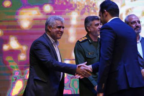 آئین تجلیل و نکوداشت موسسات خیریه، مراکز نیکوکاری و گروه‌های جهادی استان اصفهان برگزار شد 1403/07/19