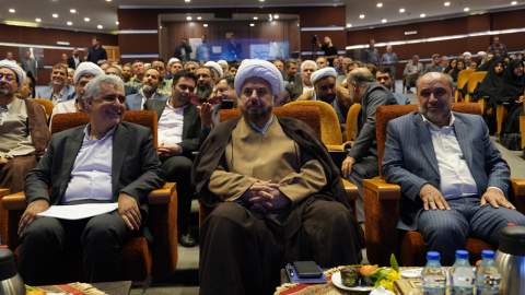 آئین تجلیل و نکوداشت موسسات خیریه، مراکز نیکوکاری و گروه‌های جهادی استان اصفهان برگزار شد 1403/07/19