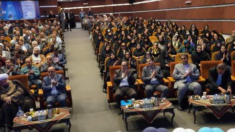 آئین تجلیل و نکوداشت موسسات خیریه، مراکز نیکوکاری و گروه‌های جهادی استان اصفهان برگزار شد 1403/07/19
