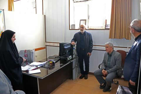 بازدید مدیرکل کمیته امداد استان اصفهان از روند خدمت رسانی به مددجویان شهرستان دهاقان ۱۴۰۳/۰9/13