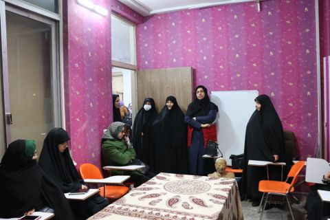 گزارش برنامه روز دوم سفر مشاور امور بانوان کمیته امداد امام خمینی(ره) به استان اصفهان 1403/09/29
