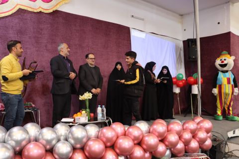 گزارش برنامه روز دوم سفر مشاور امور بانوان کمیته امداد امام خمینی(ره) به استان اصفهان 1403/09/29