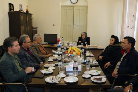 دیدار مدیر کل کمیته امداد استان اصفهان با اعضای خیریه خلیفه گری ارامنه اصفهان 