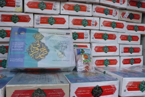 اهدای ۴ هزار و ۵۰۰ کیلو بسته پروتئینی به مددجویان اصفهان 1403/11/24