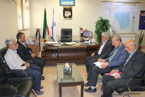 بازدید مدیرکل کمیته امداد استان اصفهان از فعالیت های این نهاد در شهرستان خور و بیابانک 1404/01/27