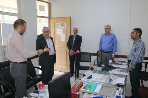 بازدید مدیرکل کمیته امداد استان اصفهان از فعالیت های این نهاد در شهرستان خور و بیابانک 1404/01/27