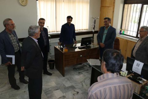 بازدید مدیرکل کمیته امداد استان اصفهان از روند فعالیت های این نهاد در شهرستان مبارکه 1404/03/21