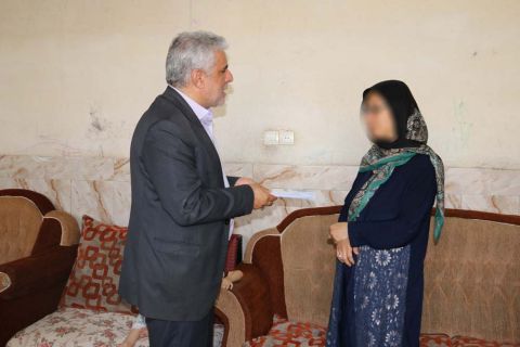 بازدید مدیرکل کمیته امداد استان اصفهان از روند فعالیت های این نهاد در شهرستان مبارکه 1404/03/21