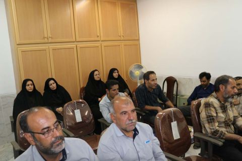 بازدید مدیرکل کمیته امداد استان اصفهان از روند فعالیت های این نهاد در شهرستان مبارکه 1404/03/21