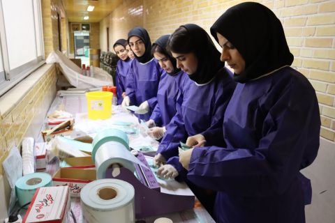 ارائه خدمات درمانی گروه جهادی الکفیل به مددجویان اصفهانی طی پنج روز 1403/05/19