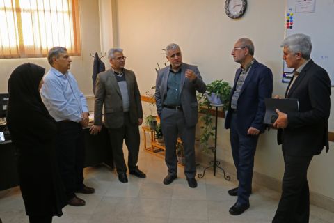 بازدید مدیرکل کمیته امداد استان اصفهان از روند فعالیت های این نهاد در اداره منطقه4 اصفهان ۱۴۰۳/۰۹/22