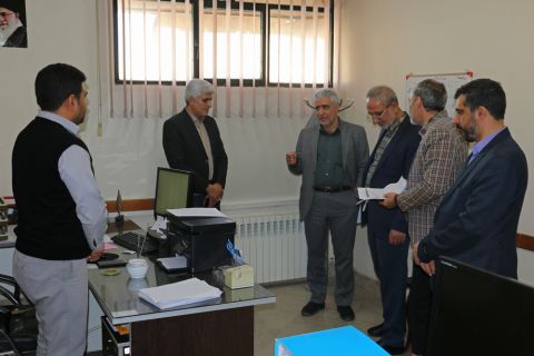 بازدید مدیرکل کمیته امداد استان اصفهان از روند فعالیت های این نهاد در اداره منطقه4 اصفهان ۱۴۰۳/۰۹/22
