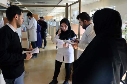 ارائه خدمات درمانی توسط اساتید دندان پزشکی اصفهان به مددجویان اصفهانی طی ده روز  1403/11/01